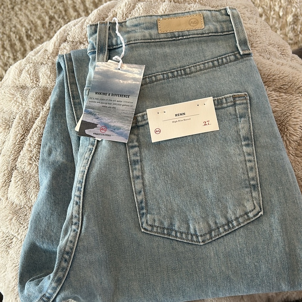 Women’s AG Barrel Leg Jeans - Picture 3 of 4